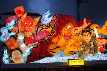 <p>My favorite float! Samurai, cyclops, demon samurai, what's not to love?</p>