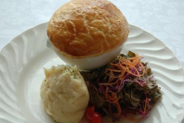 Molly Malone's Beef and Guinness Pie