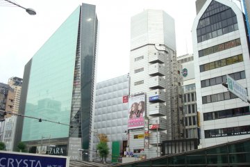 Shops at Shinsaibashi-suji, the historic bridge.