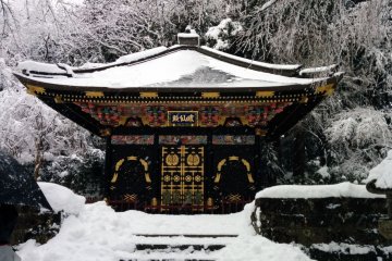 Zuihoden is the mausoleum area of a famous samurai lord and his family&nbsp;in the&nbsp;center of the city. Why not request a tour here?&nbsp;