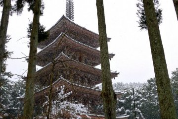 The five-story pagoda was completed in the year 951