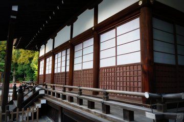 <p>Typical traditional sliding doors of wooden lattice and paper</p>