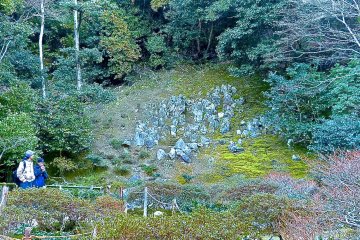 <p>Ruin of the rock garden in the upper garden (perhaps originally a cemetery)</p>