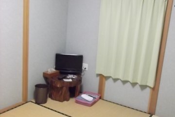 <p>Each room has a little TV in the corner</p>