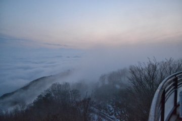 <p>The wind really starts to pick up. Soon after this I was engulfed in clouds.</p>