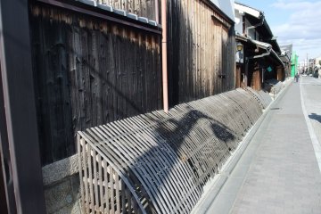 Neighborhood of Teradaya Inn. Looks like Japan of yesteryear!