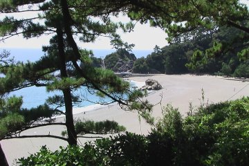 <p>Katsurahama Beach in Kochi prefecture. Ryoma grew up looking at the big ocean from here</p>