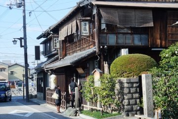 <p>Teradaya Inn in Kyoto. This is where Ryoma was attacked by the police force of Tokugawa Shogunate and was severely wounded</p>