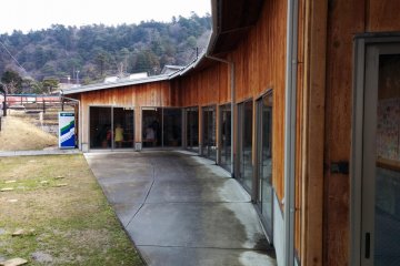 <p>An exterior shot of the building.&nbsp;</p>