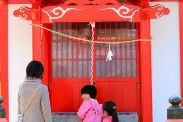 Bentendou, a small structure that houses an image of Benten 弁天, a goddess of wealth, happiness, wisdom &amp; music.