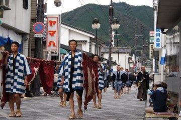 Niimi Samurai Parade