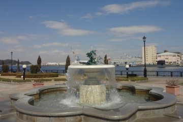Fountain inside the park.