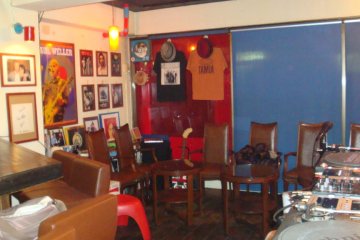 <p>FACE: A bar for music lovers</p>