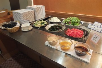 <p>Fresh salad bar</p>