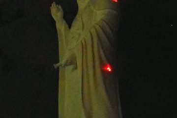 <p>Night view of Sendai Dai-Kannon standing next to the hotel. As the statue is 100 meter tall, it has red aircraft warning lights to indicate its location!</p>