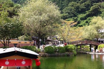 <p>The romantic Yakata&nbsp;boat, waiting for its passengers!</p>