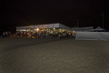 <p>Shingu-ya, rumah pantai, menghadap unta</p>
