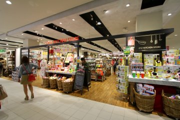 <p>Need kitchen goods? We've got you covered!</p>