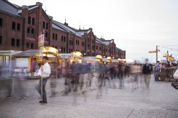 Crowd at Yokohama Red Brick Warehouse.