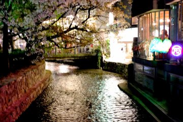 <p>The Shirakawa River lighted up</p>