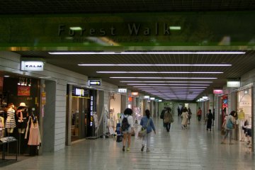 <p>In search of the next bargain</p>