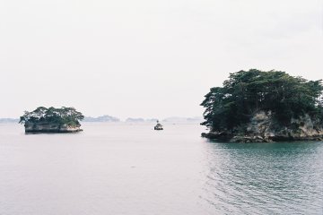 <p>Cruising between the islands is a wonderful experience</p>