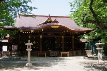 <p>The main hall of the shrine</p>