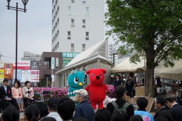 <p>Even Chiba-kun, Chiba Prefecture's red mascot, made an appearance.</p>