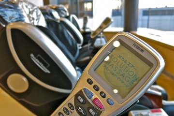 <p>Fujiiryoki&nbsp;massage chairs available for your entire travel party on the 5th Floor. For 200yen, these chairs do wonders in just 10 minutes or more!</p>