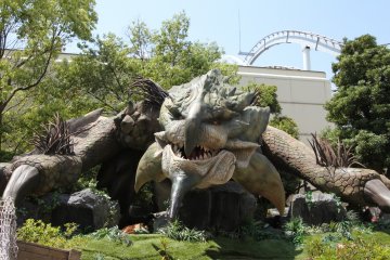 <p>Yes, they move and roar.</p>