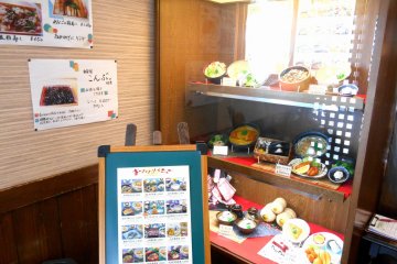 <p>Food display. Watch out, they are fake!</p>