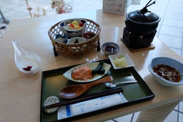 <p>เซตอาหารเช้า ทานแล้วได้พลังงานเต็มเปี่ยม ตะลุยเที่ยวได้ทั้งวัน</p>