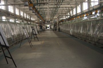 <p>Inside the silk reeling factory. Export of the Japanese silk began as soon as the Yokohama port opened for trading in 1859.&nbsp;Seeing the high demand, the&nbsp;Meiji government understood the importance for the country's development and set up Tomioka Silk Mill in&nbsp;Gunma in 1872.</p>