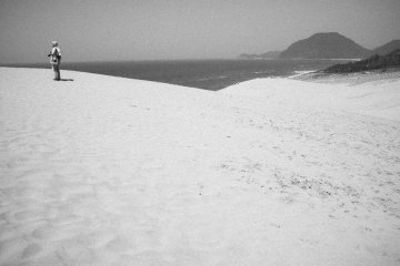 <p>Armed with his professional camera, this visitor takes in his surroundings.</p>
