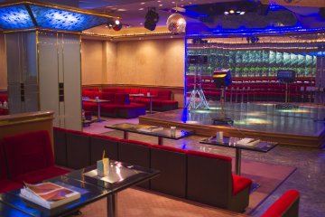 <p>The Club Royal in the Misasa&nbsp;Royal Hotel</p>