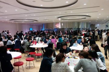 <p>Here for a small fee you can make your own cup of noodles cup.&nbsp;</p>