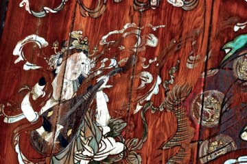 <p>Beautiful goddess playing a lute in heaven</p>