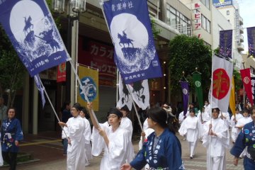 <p>Many of the banners are beautiful, such as these from Aoba Shrine. Aoba festival has long been linked with Aoba Shrine.</p>