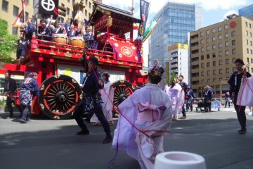 <p>Other styles of dance were also featured, like this one between partners.</p>