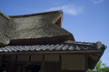 <p>Roof of the Ajimano&nbsp;teahouse.</p>