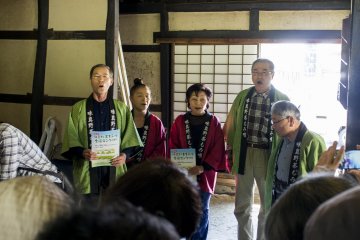 <p>Singing the Ajimano Chamomi Uta&nbsp;(味真野茶揉み唄) with utmost pride in their voices</p>