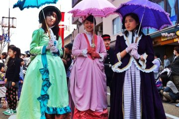 Meiji ladies