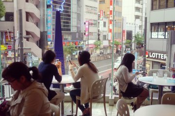 <p>A beautiful view of Ikebukuro</p>