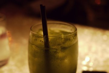 <p>A mojito with&nbsp;mint leaves infused at Legato's Bar Shibuya</p>