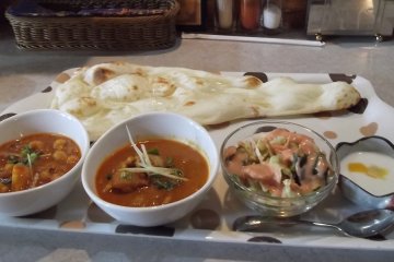<p>I had to switch to widescreen to photograph my lunch</p>