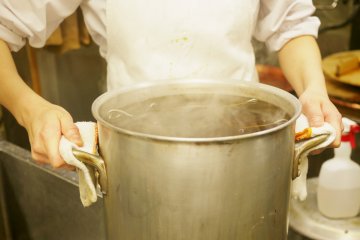 <p>A bucket full of beans.&nbsp;</p>