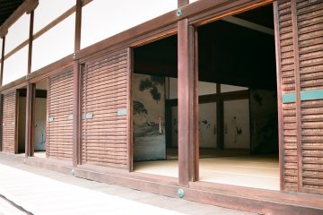 The interior is just as Japanese traditional stylish as the exterior