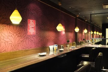 <p>ห้องสูบบุหรี่</p>