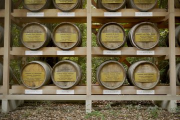 <p>French wine offered to emperor Meiji and his wife.&nbsp;</p>