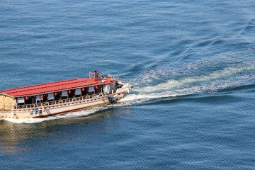 <p>There are different boats that you can take for a short ride in the water under the bridge and from the mainland to Odaiba.&nbsp;</p>